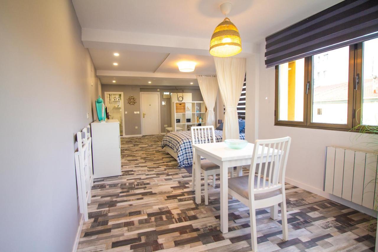 Loft En Gijon - Cimavilla Con Vistas Al Cerro Exterior photo